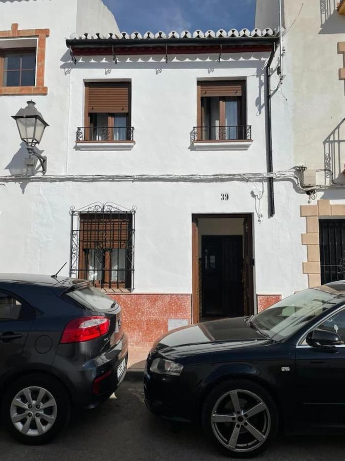 Villa Cozy Town House With Terrace And Free Wifi à Ronda Extérieur photo