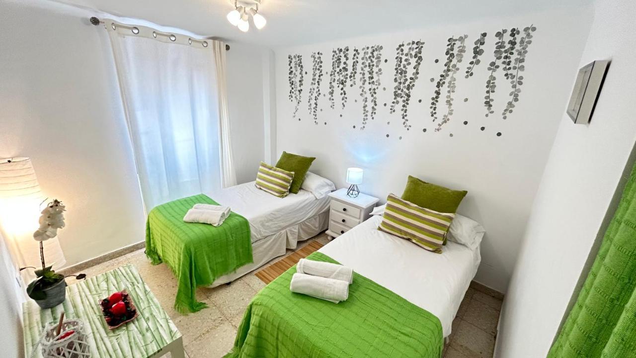 Villa Cozy Town House With Terrace And Free Wifi à Ronda Extérieur photo
